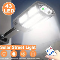 Solar street light with remote control, highlighting features like LED count and remote control.